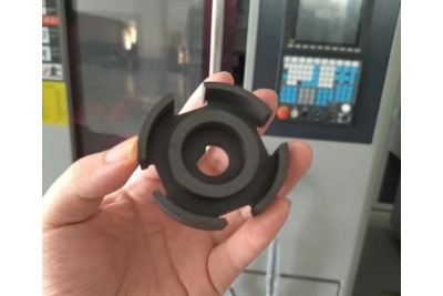 陶瓷雕銑機加工鐵氧體工件